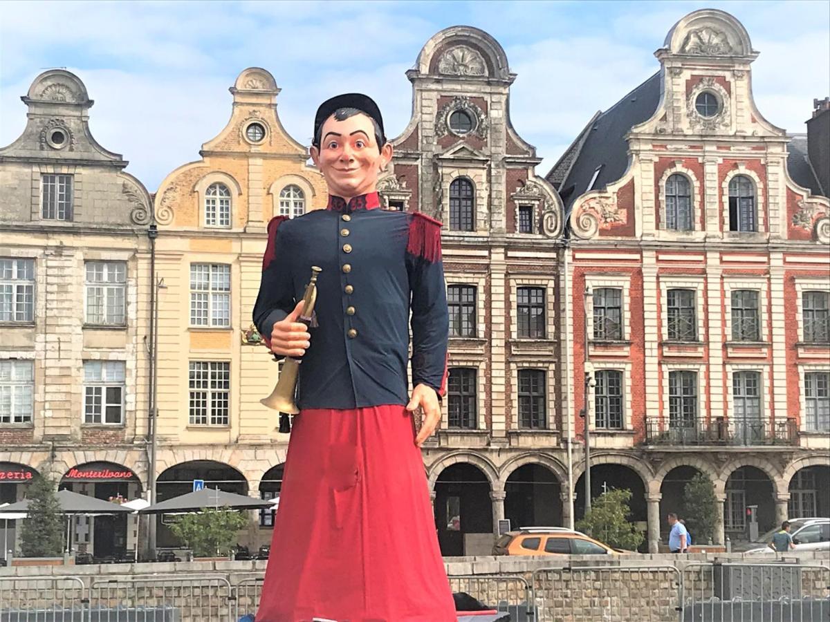 Les Coquelicots Grand Place Arras Kültér fotó